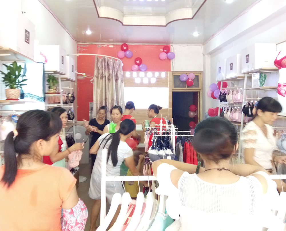 詩曼芬內衣店 詩曼芬內衣店