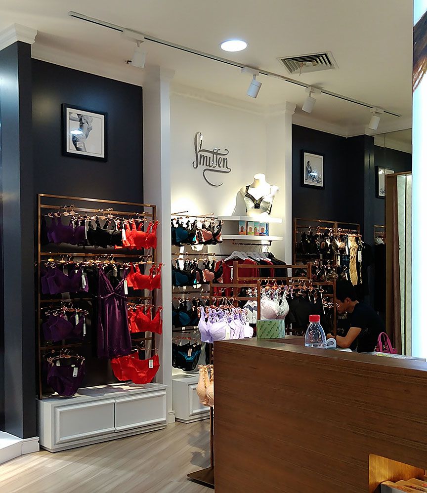內(nèi)衣加盟店導購，你為何要趕走顧客!
